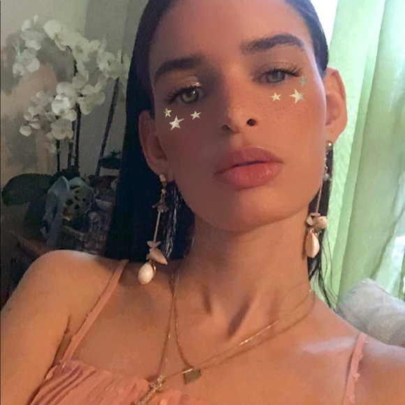 Welcome to Amour Boutique!🗼💖 - Picture 4 of 4